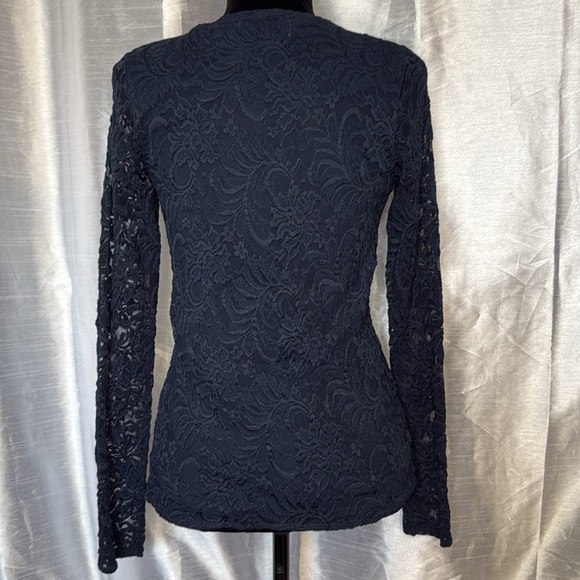Abercrombie & Fitch Women’s L Lacy Embroidered Navy V Neck Long Sleeve Top - Picture 3 of 10